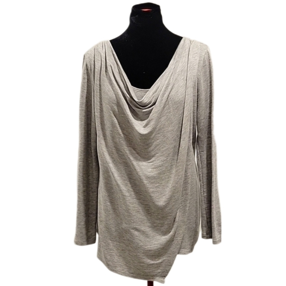 Yogalicious Asymmetrical Top L